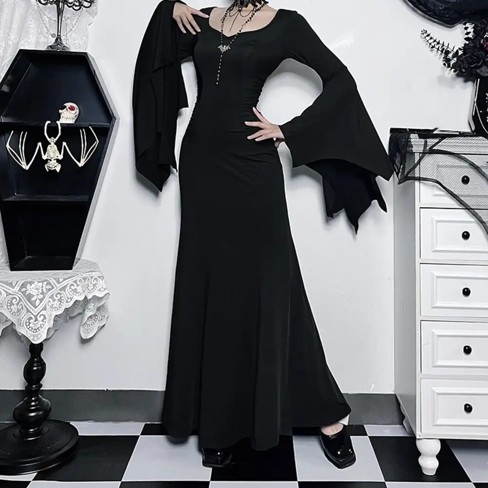 

Retro Maxi Dress Gothic Halloween Maxi Dress with Fish Tail Hem Bat Sleeves Women's Slim Fit Cosplay Performance for Gothic