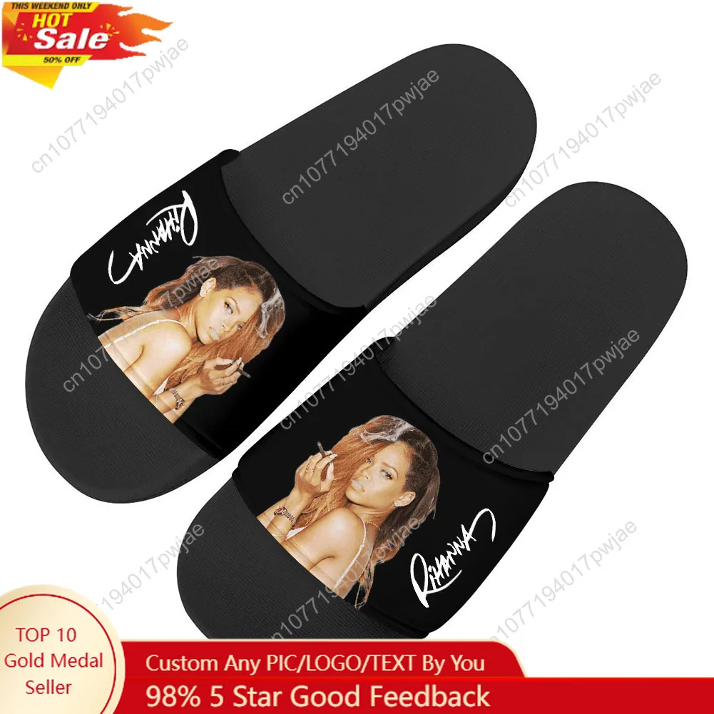 

Rihanna Hip-hop Rapper Slippers Home Water Shoes Mens Womens Summer Slipper Retro Indoor Outdoor Shower light Pool Sandals