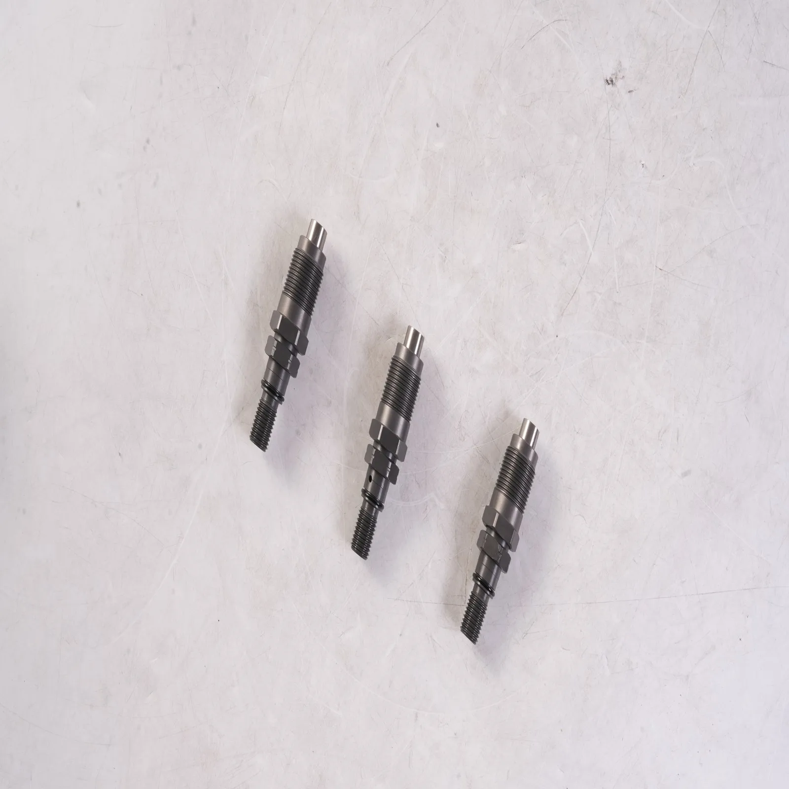 3 Buah Injektor Bahan Bakar AM879688 untuk Traktor John Deere 2210 4010 4100 4110 untuk Komatsu PC15R-8 2D68E