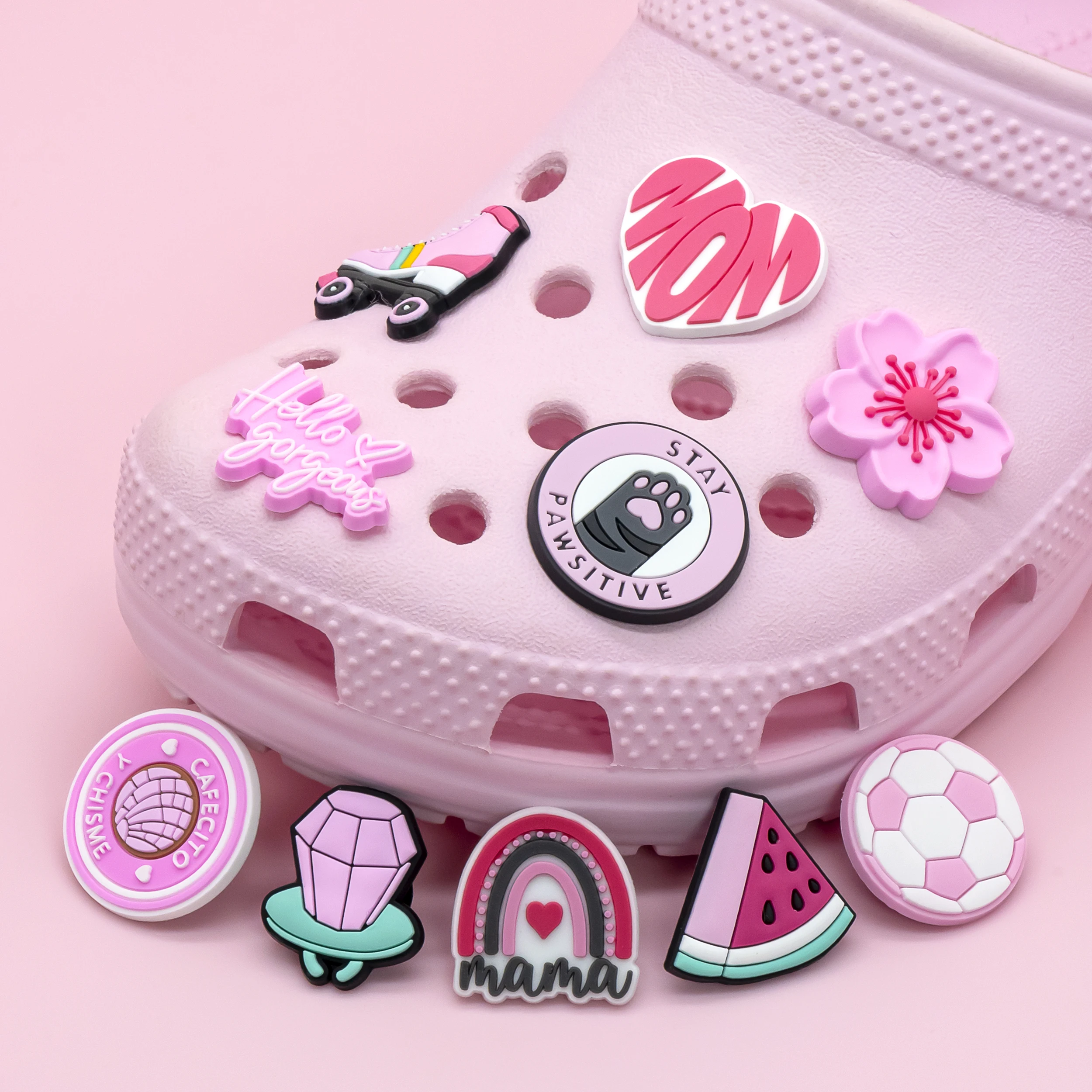 1pcs New Pink Shoe Charms Heart Diamonds Crowns Shoe Decorations Accessories Dog Cat Shells Ducks Clog Jeans for Women