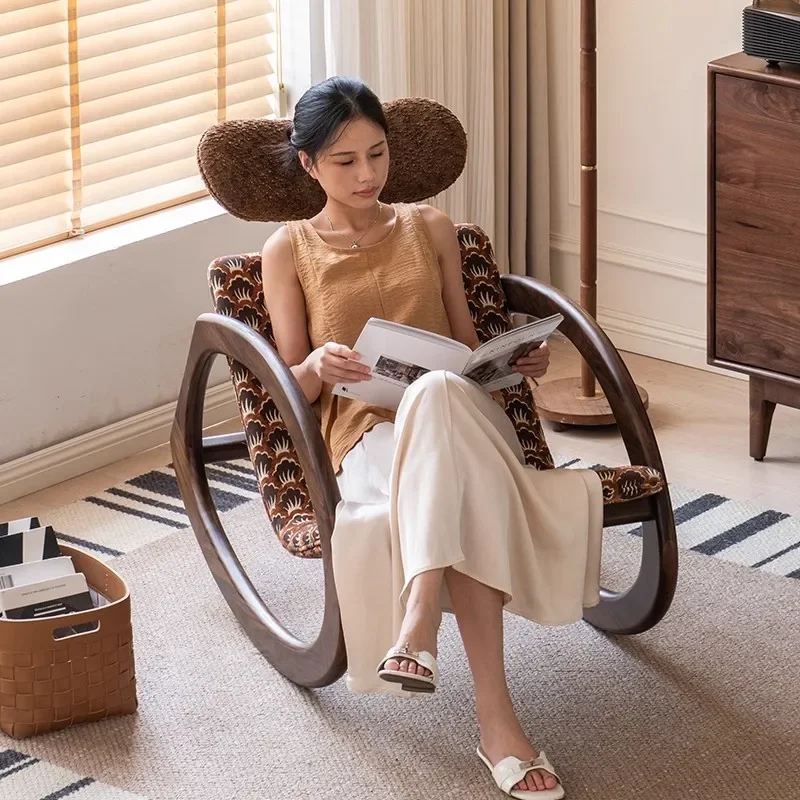 كرسي هزاز فردي فاخر من الخشب الصلب بتصميم عتيق على الطراز القديم لغرفة المعيشة وشرفة من القماش أريكة خلفية كسولة متوسطة الطراز القديم #4