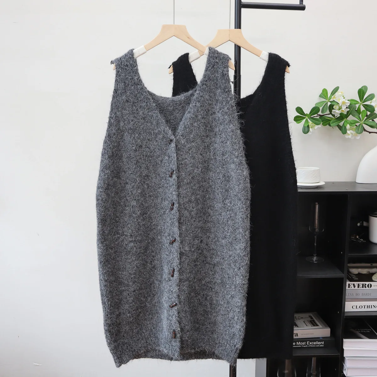 

Women Solid Cardigan Vest Jumpers Knitted Sweaters V Neck Sleeveless Single Breasted Loose Office Lady Casual Autumn Winter 2025