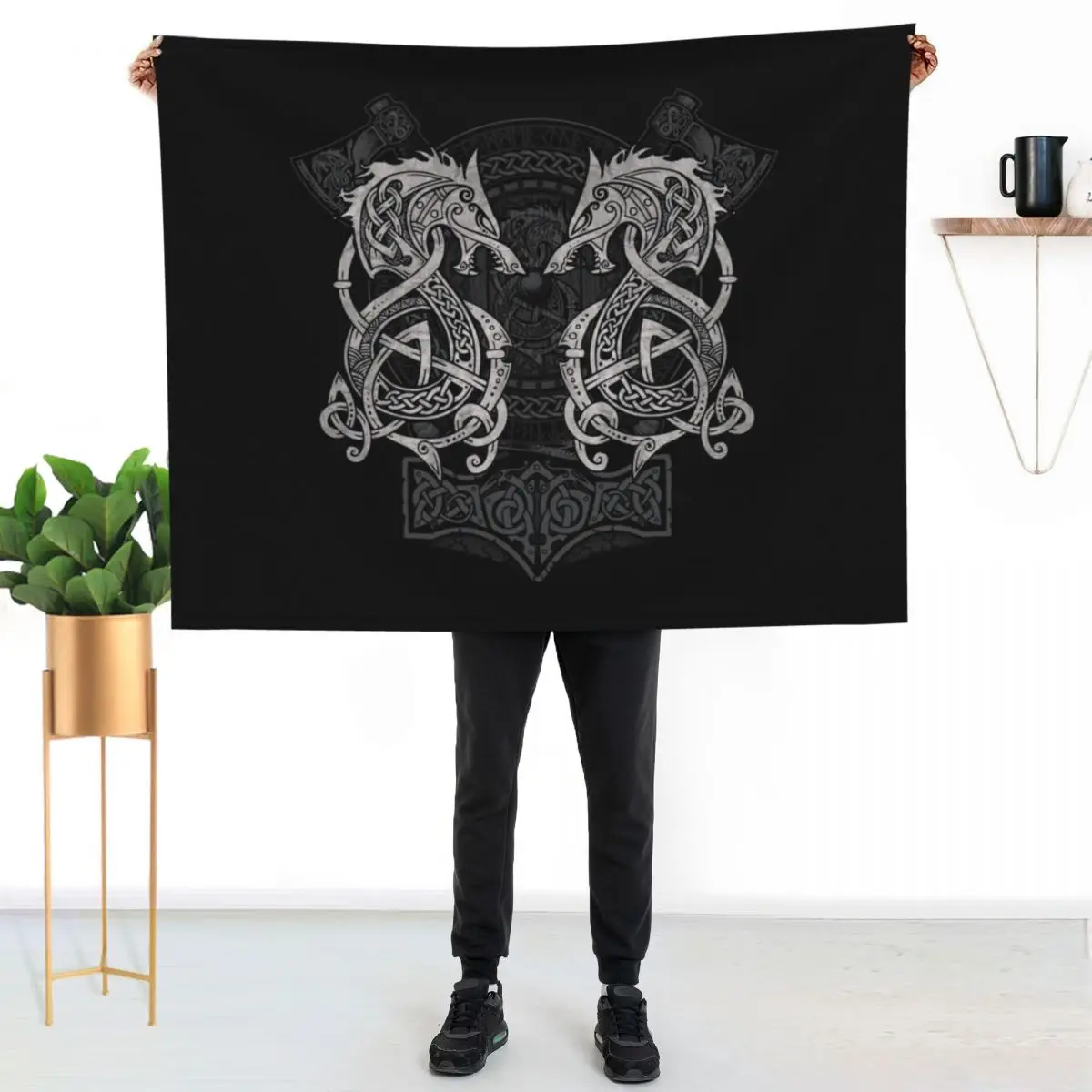 Fighting Fenrir Throw Blanket Luxury Designer Travel Blankets Sofas Of Decoration Baby Luxury Throw Polar Blankets