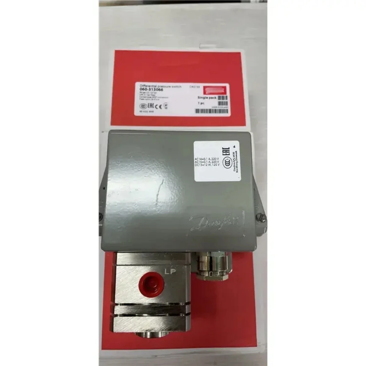 

CAS 155 060-313066 CAS147 060-316266 CAS137 060-315266 Original Danfoss Differential Pressure Switch