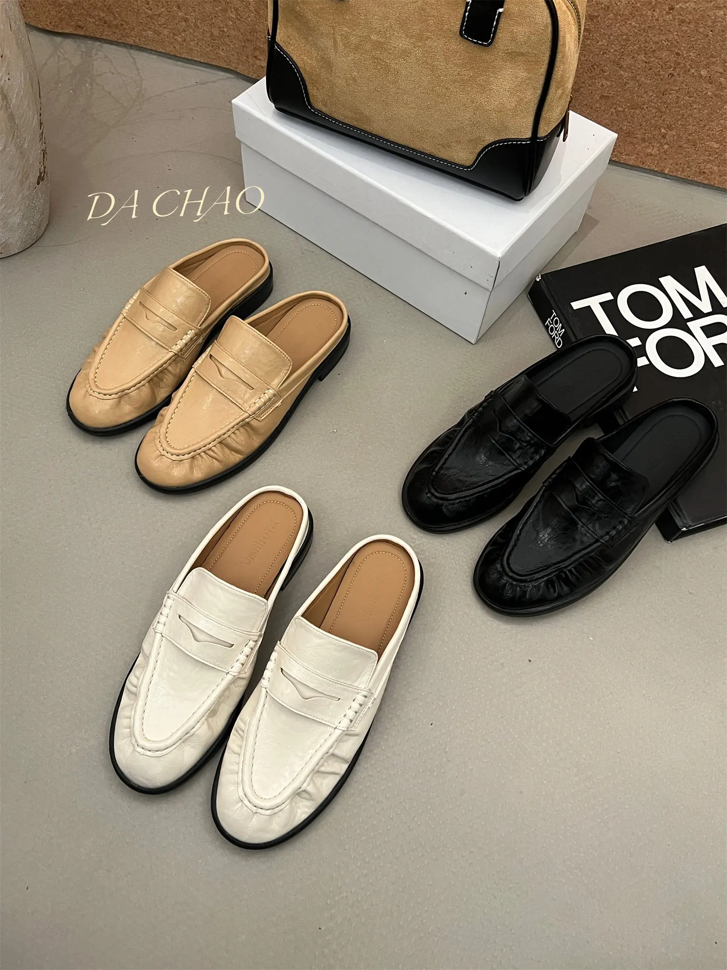 

Mules For Women 2026 Spring New Ladies' Slippers Loafers Luxury Moccasins Causal Loafers Comfortable Low Heel Slippers Mujer