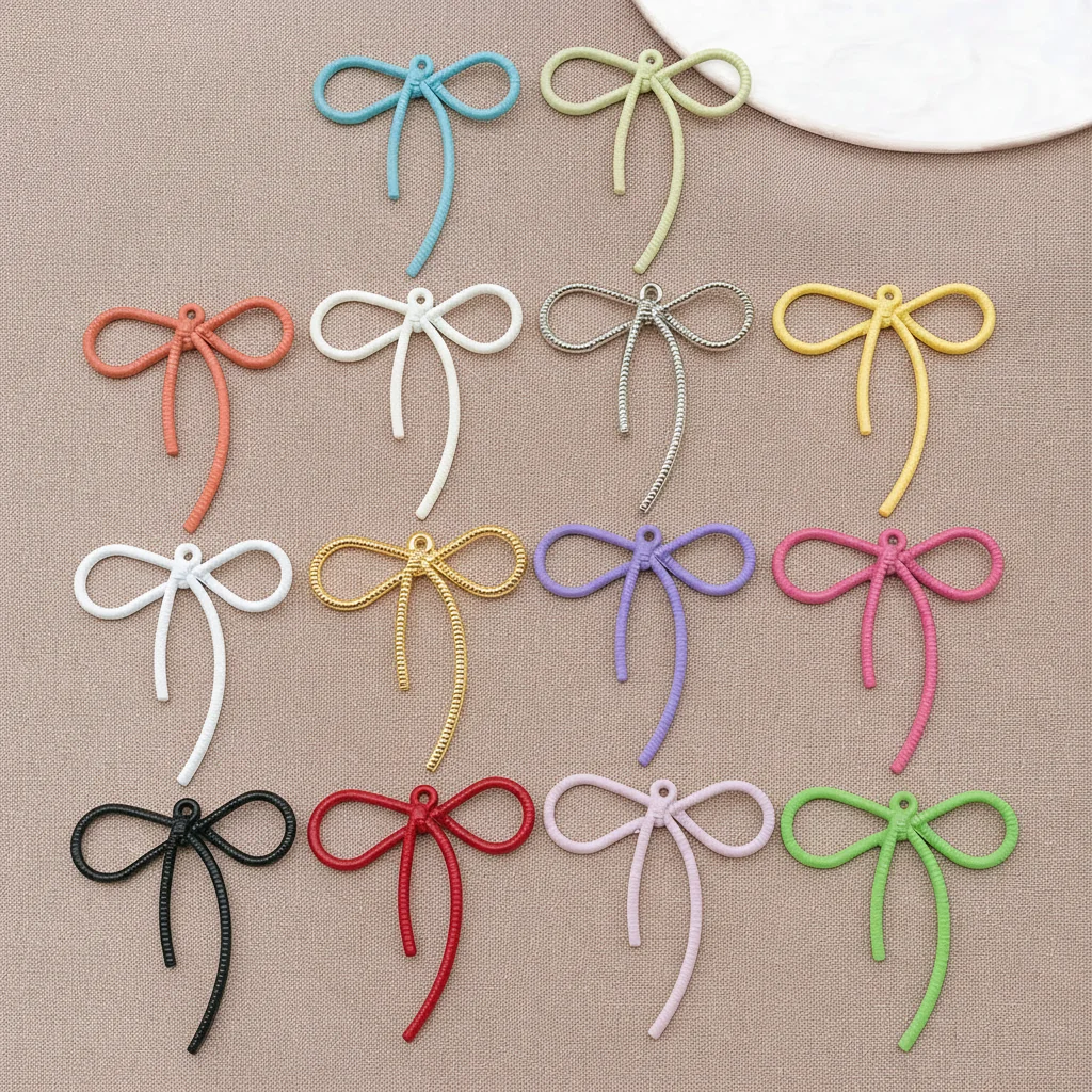 Lote de 10 piezas de 42x37mm, dijes colgantes de aleación con forma de mariposa en colores macaron, hechos a mano, conectores para collares y pendientes, para fabricación de joyas DIY