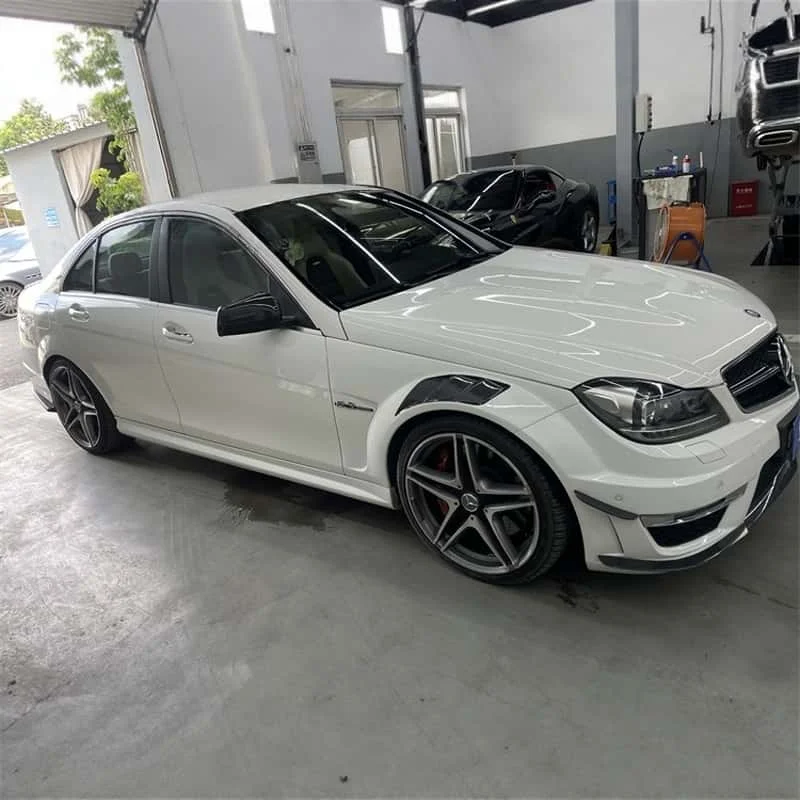 حاجز أمامي من ألياف الكربون لـ 2008-2015 C-Class W204 C63 Bodykit مخصص
