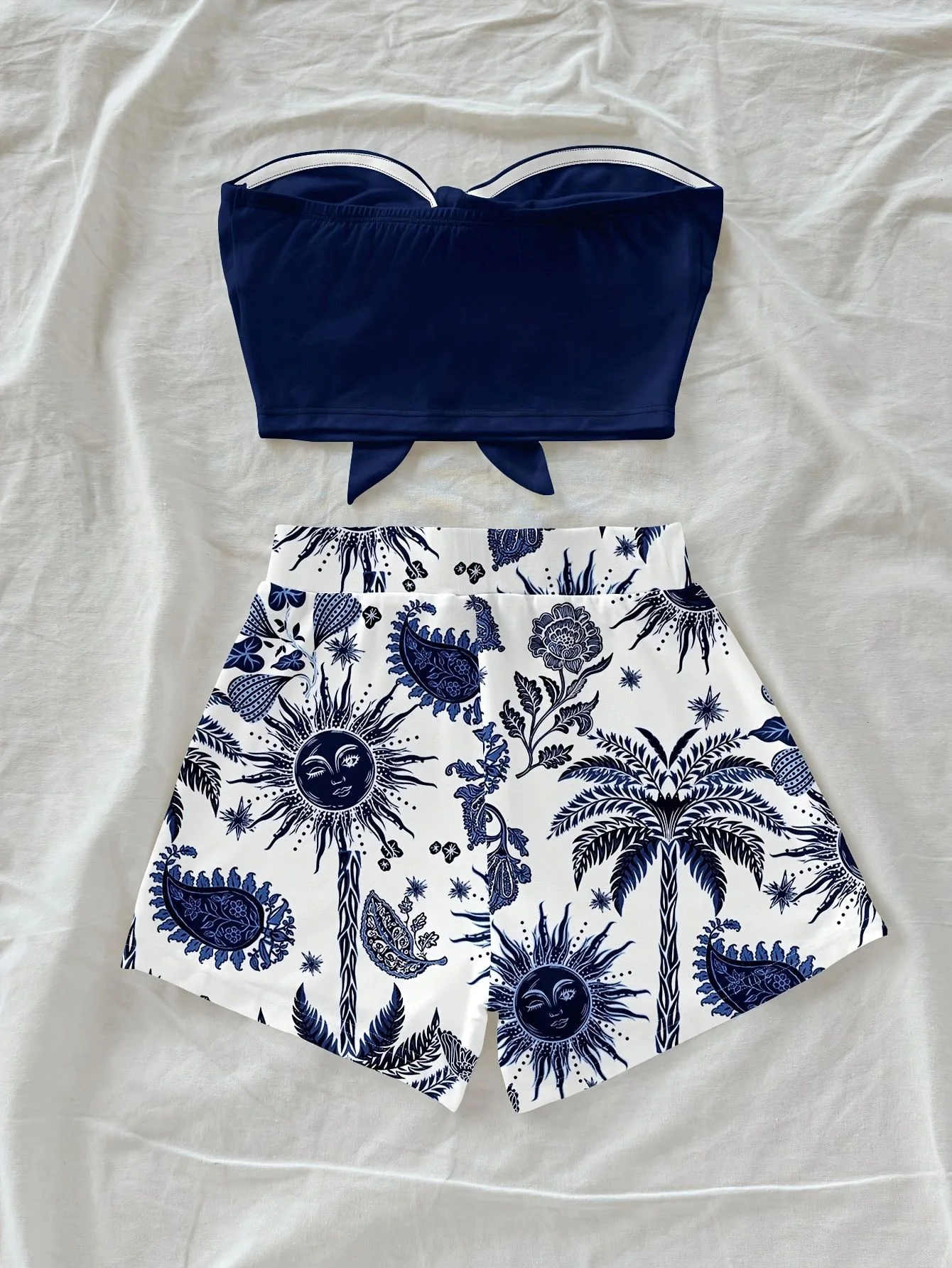 2-piece women's summer vacation set printed with coconut trees, sun gods and cashews