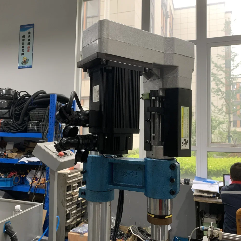 

92 Servo Drilling and Tapping Machine Small Model Drill Machine