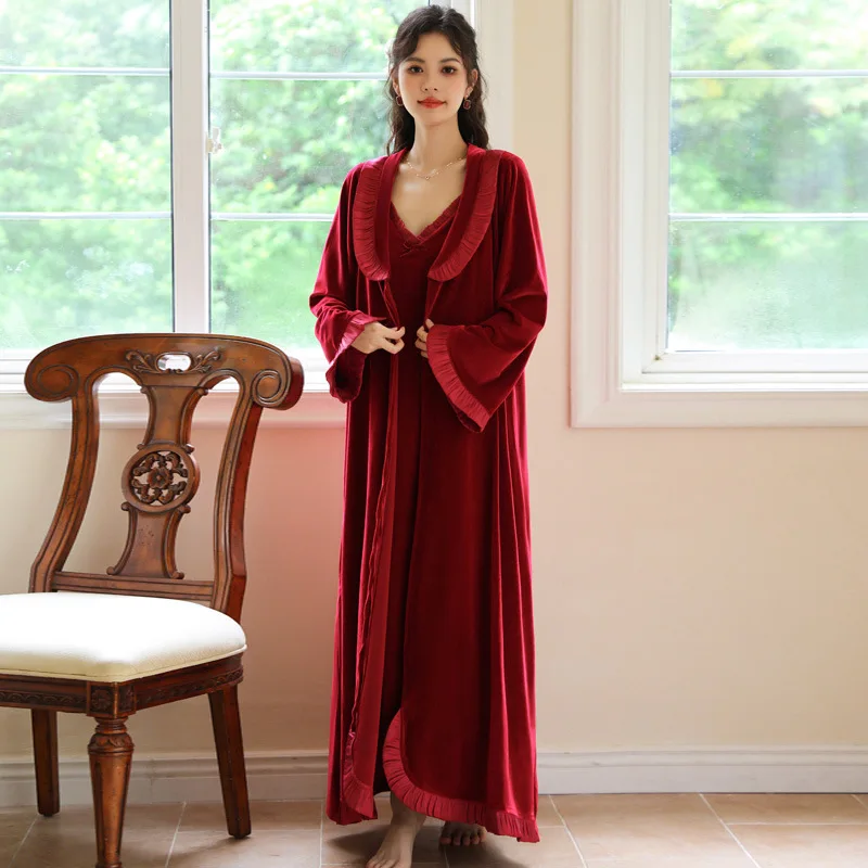 

Long Sleeve Nightgown Women's Gold Velvet Bride's Morning Gown French Warm Sleepwear Home Suit Autumn and Winter