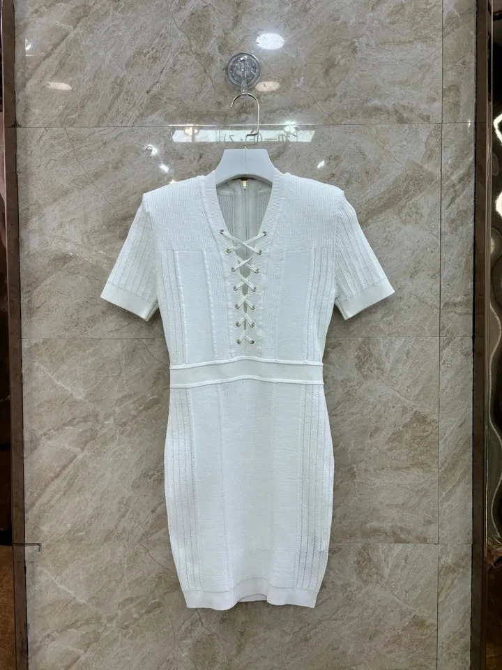 

2024SS Summer Luxury Fashion Women V Neck Lace Up Knitted High Quality Dress for Female 2 Color