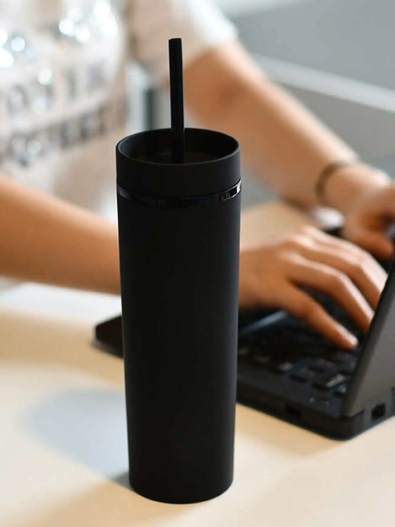 

1pc Solid Color Tumbler, Black Plastic Plain Double Matte Straw Cup, For Home Office