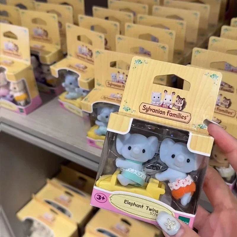 Sylvanian ครอบครัวอะนิเมะสาวตัวเลข Calico critters เฟอร์นิเจอร์ Chihuahua ตัวเลขบ้าน Accesorios เฟอร์นิเจอร์ช้างฝาแฝด