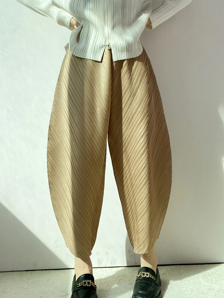 

Women Pants Miyake Pleated Fashion Solid Loose Large Size High Street Harem Pants Ankle-Length Pants Tide