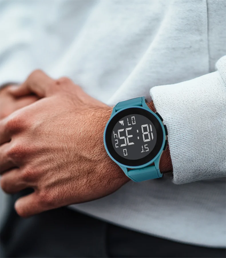 ساعة رياضية للرجال بمينا دائري وساعات إلكترونية رقمية LED وساعة رياضية سوداء متعددة الوظائف في الهواء الطلق للرجال