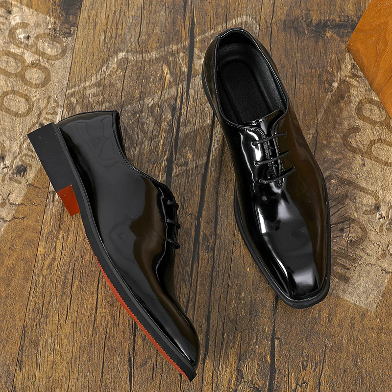 Classic Shiny Patent Leather M - Patent Leather Oxford 评论和价格
