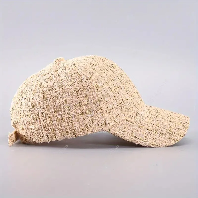 Fotografia 5: Boné de beisebol xadrez dourado vibrante - Boné elegante de cor sólida com design leve e ajustável, perfeito para golfe e proteção solar