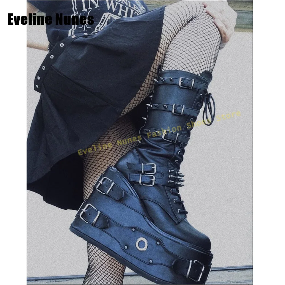 

Gothic Style Heavy Work Shoes 2025 Metal Rivet Swing Platform Boots Round Toe Wedge Cross Tied Belt Buckle Punk Motorcycle Boots