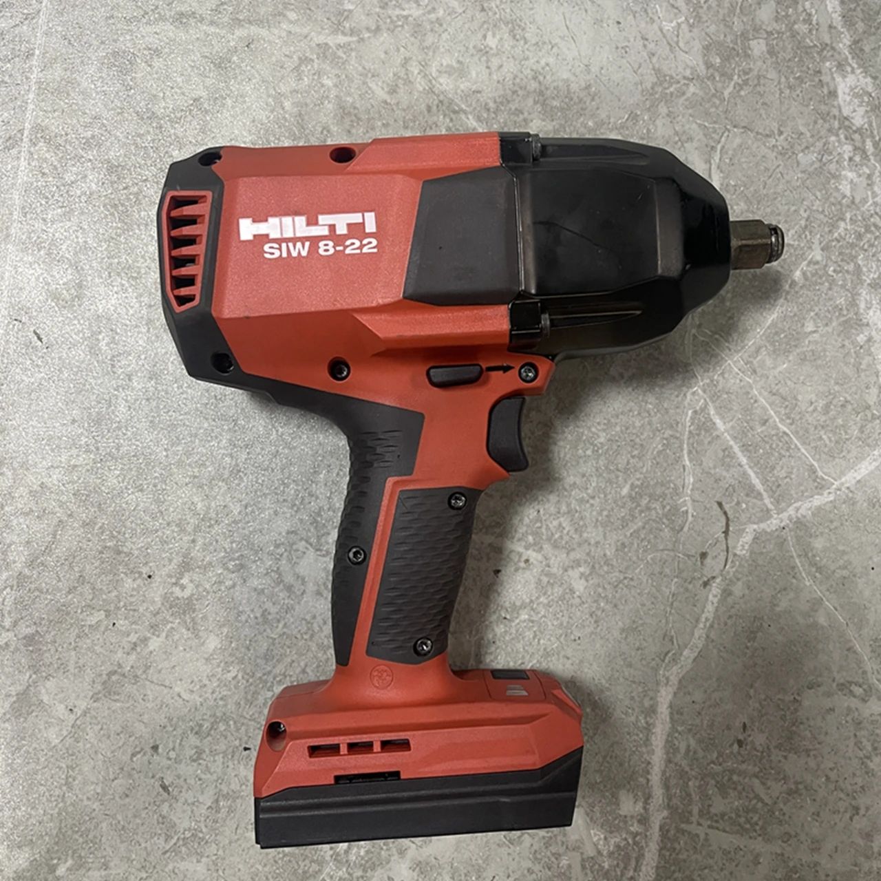 HILTI SIW 8-22 Cordless Impact Wrench 22V Rechargeable High-torque Household Repair Power Tool Wrench SIW8-22 second-hand