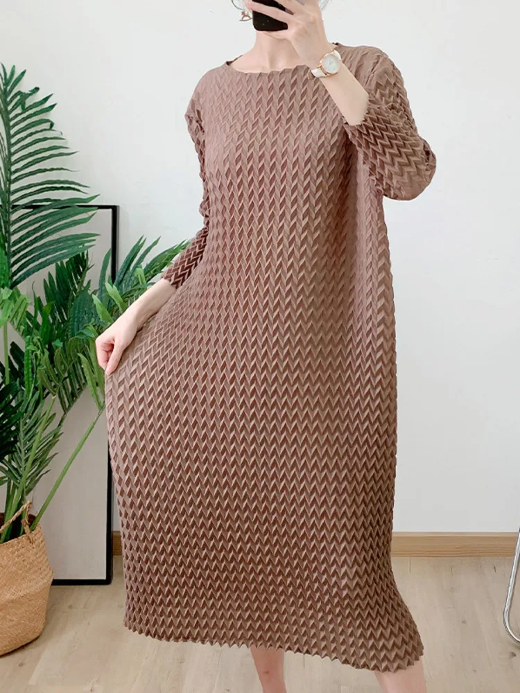 LANMREM Pleated Casual Dress For Women O-neck Long Sleeves Solid Color Loose Dresses Fashion 2024 Summer New Clothing 2Z1049