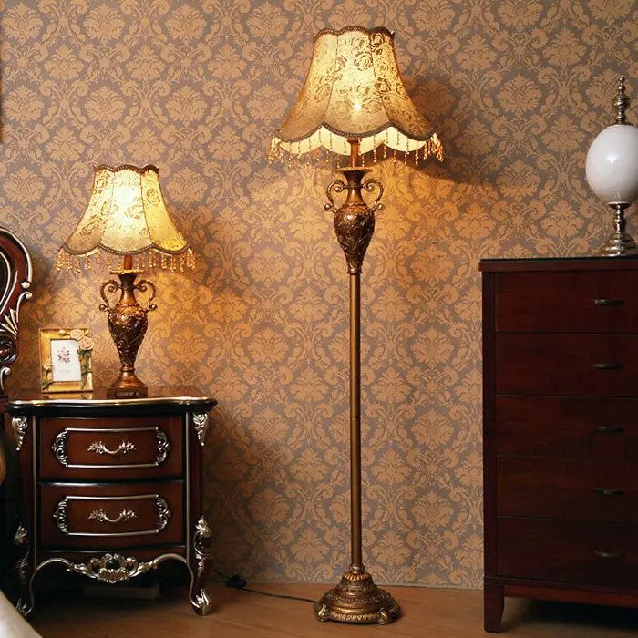 European floor  American retro home living room sofa coffee table lamp station  bedroom bedside vertical high-footed