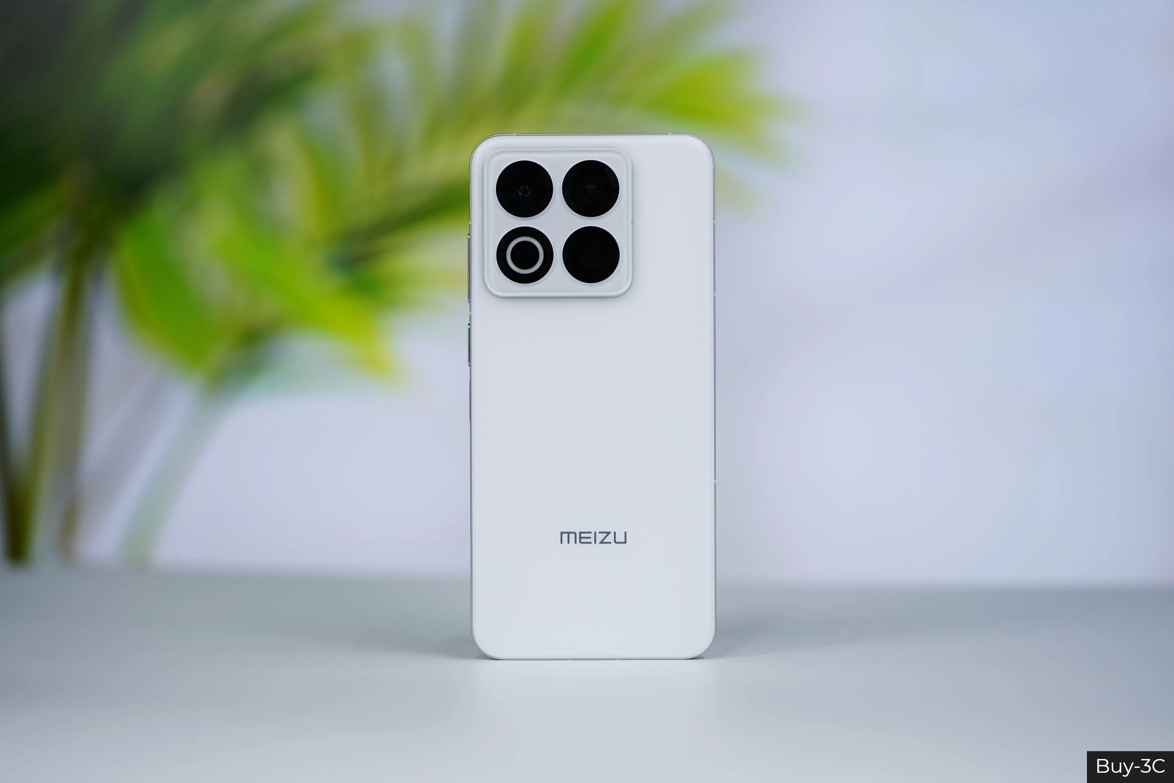 Meizu 22 Snapdragon 8s Gen 4 Dual SIM 6.3'1.5K 120Hz LTPO Play Store 50MP Triple Camera 50MP Front Camera Flyme 5G Smartphone