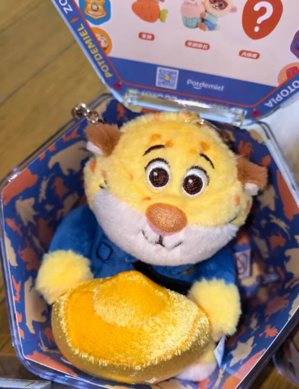 Echte Zootopia Sweet Strike Series Blind Box Trendy Play Anime Movie Randapparatuur Mystery Toy Hanger Decor Verjaardagscadeaus