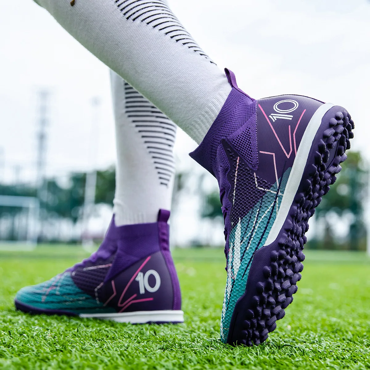 Thumbnail 3 - #58 Compare Soccer Shoes Before You Buy