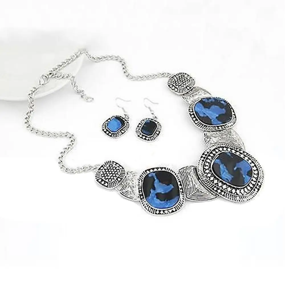 Women Metal Simple Geometric Shape Necklace and Earrings Vintage Jewelry Set