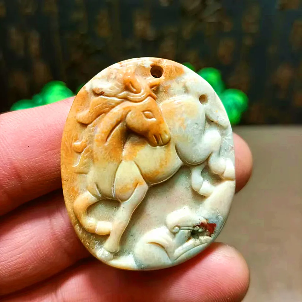 Natural reiki chrysanthemum chrysanthemum carved jade, animal safety buckle, degaussed fashion decoration, exquisite gift, 1PCs