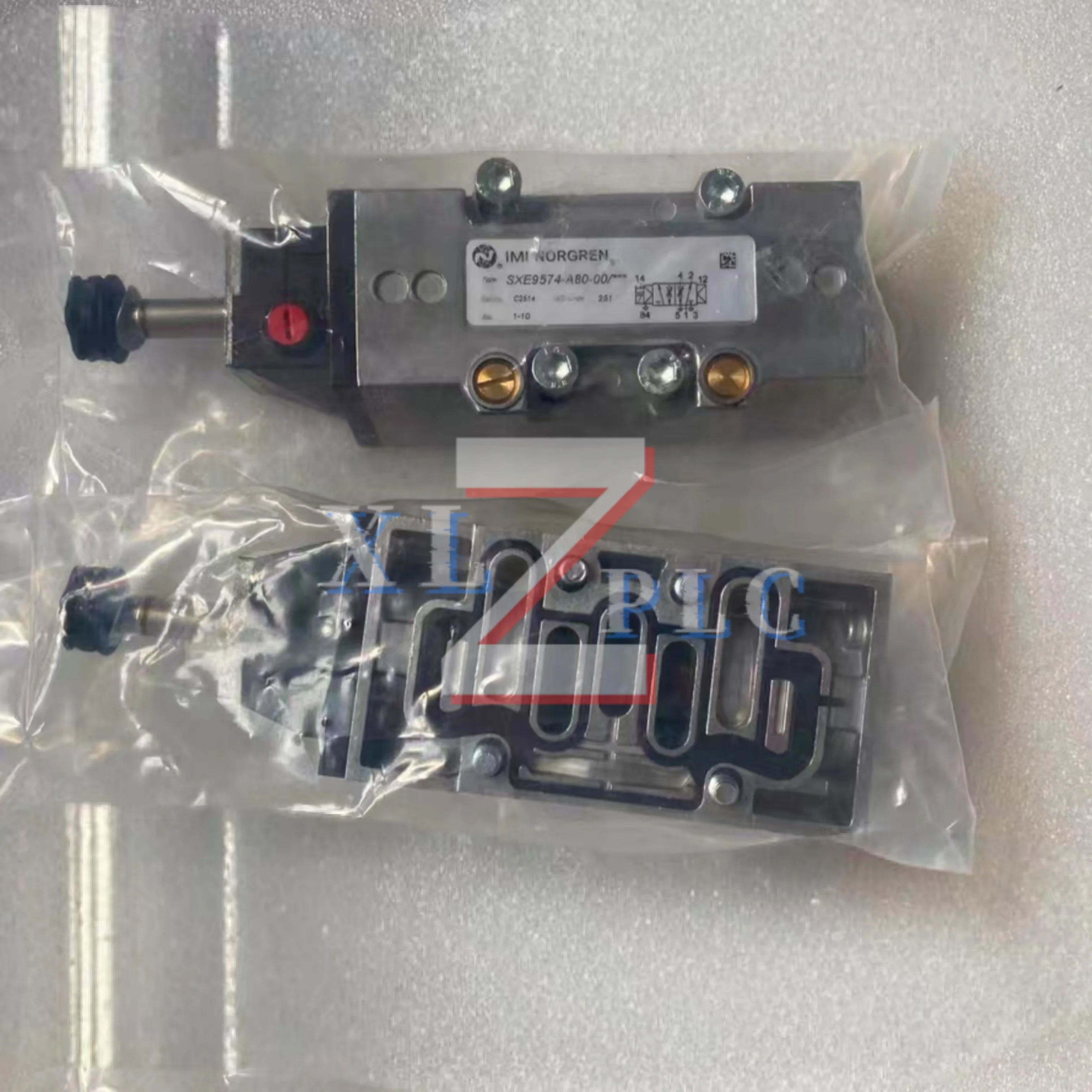

Solenoid Valve new in box SXE9573-A81-00 SXE9574-A70-00 SXE9574-A71-00 SXE9574-A80-00 SXE9574-A81-00