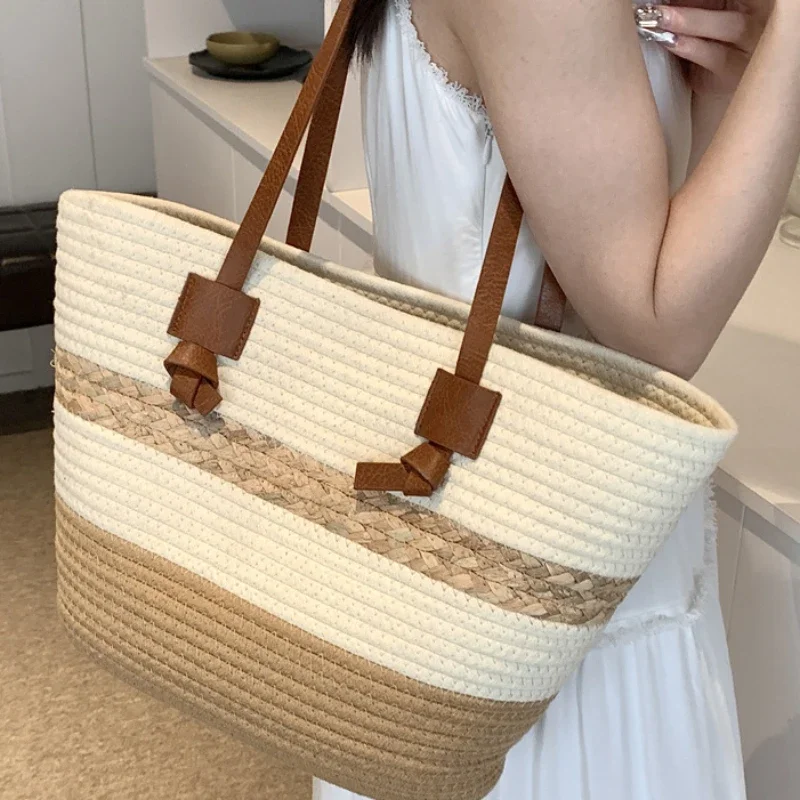 

Women's Tote Bag Large Capacity Seaside New Beach Shoulder Bag Woven Commuter Storage Bag