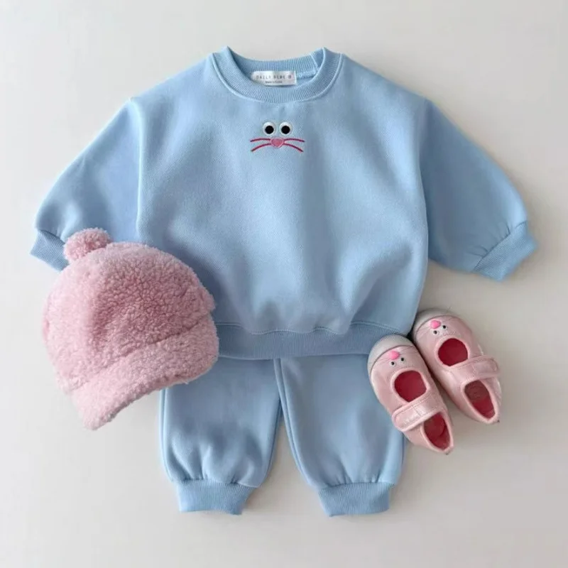 

Spring and Autumn New Style Boys and Girls Cotton Soft Loose Cute Embroidered Cartoon Sweatshirt and Sweatpants Two-Piece Set Tr