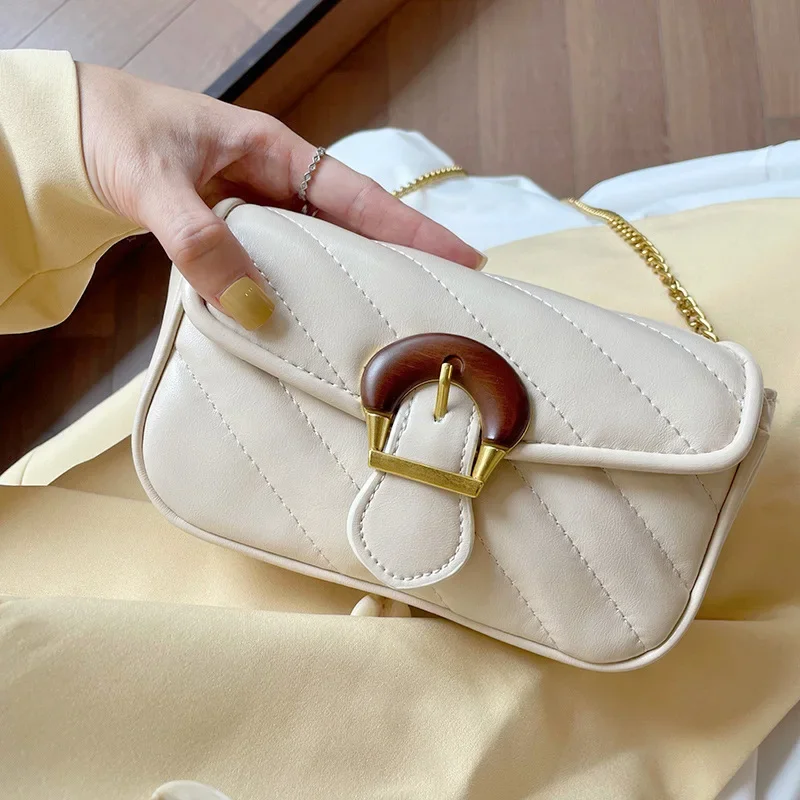 

2025 Hot Sale New Trendy Luxury Spring Women's Bag Versatile Embroidered Thread Chain Design Sense Crossbody Mini Bag