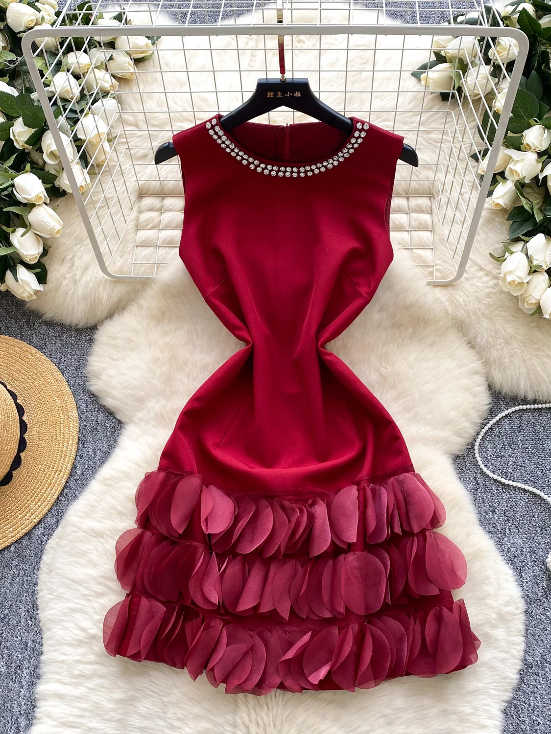 

Diamond Round Neck Sleeveless Slim Waist Dress for Women Chic Three-dimensional Flower Patchwork French Short Dresses