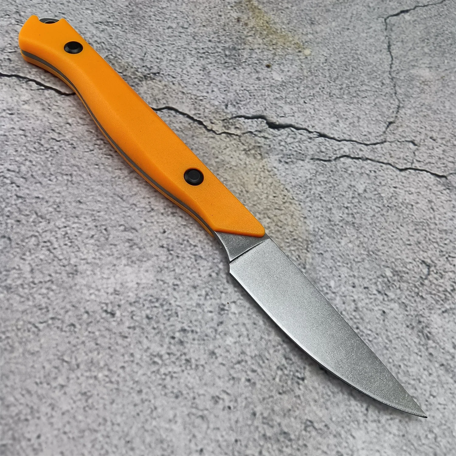 15700 Outdoor Tactical Stonewashed Fixed Blade Knife CPM-154 Steel Orange Santoprene Handle Hunting EDC Knives with Sheath