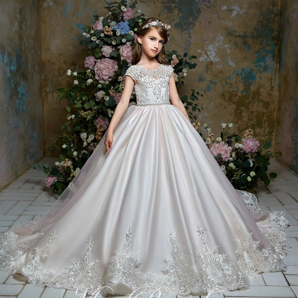 Luxury Customize First Communion Dress Beaded Lace Satin Princess Handmade Flower Girl Dress Junior Wedding Party Pageant Gown