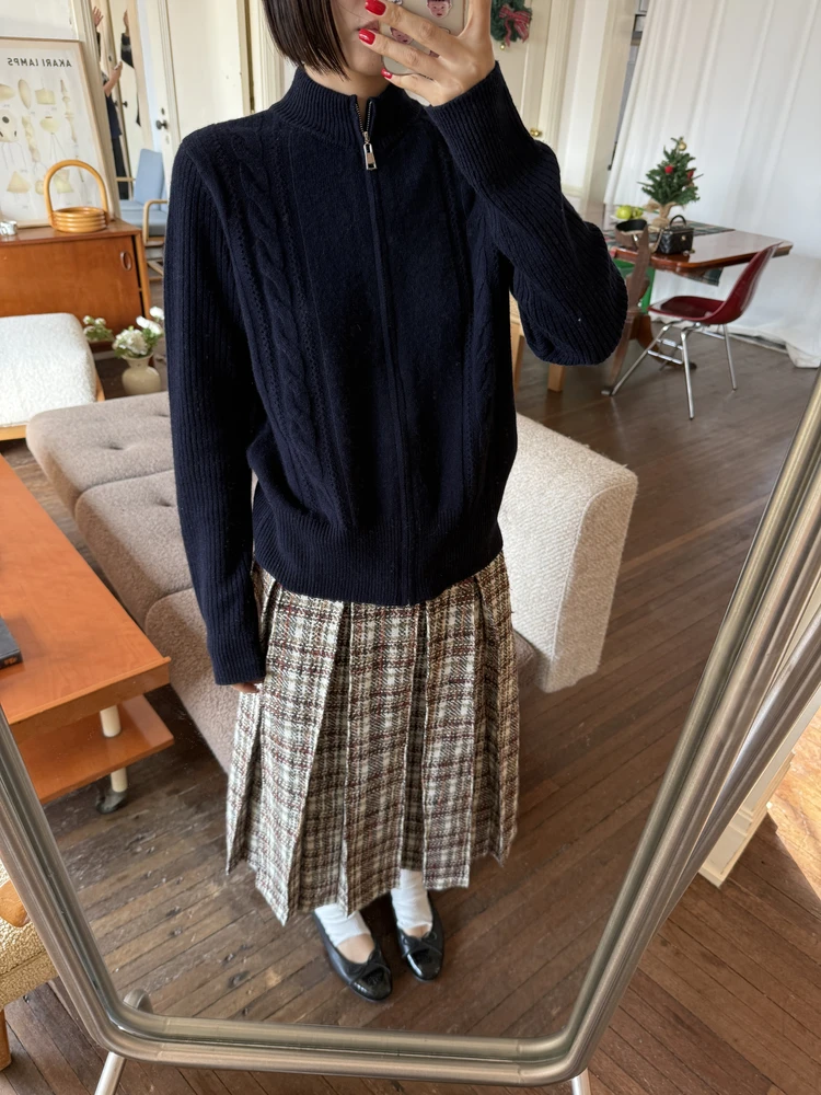 

Женский зимний модный кардиган из 100% шерсти с воротником-стойкой, узором «косы» и молнией, вязаный, для похудения, с цветочным дизайном