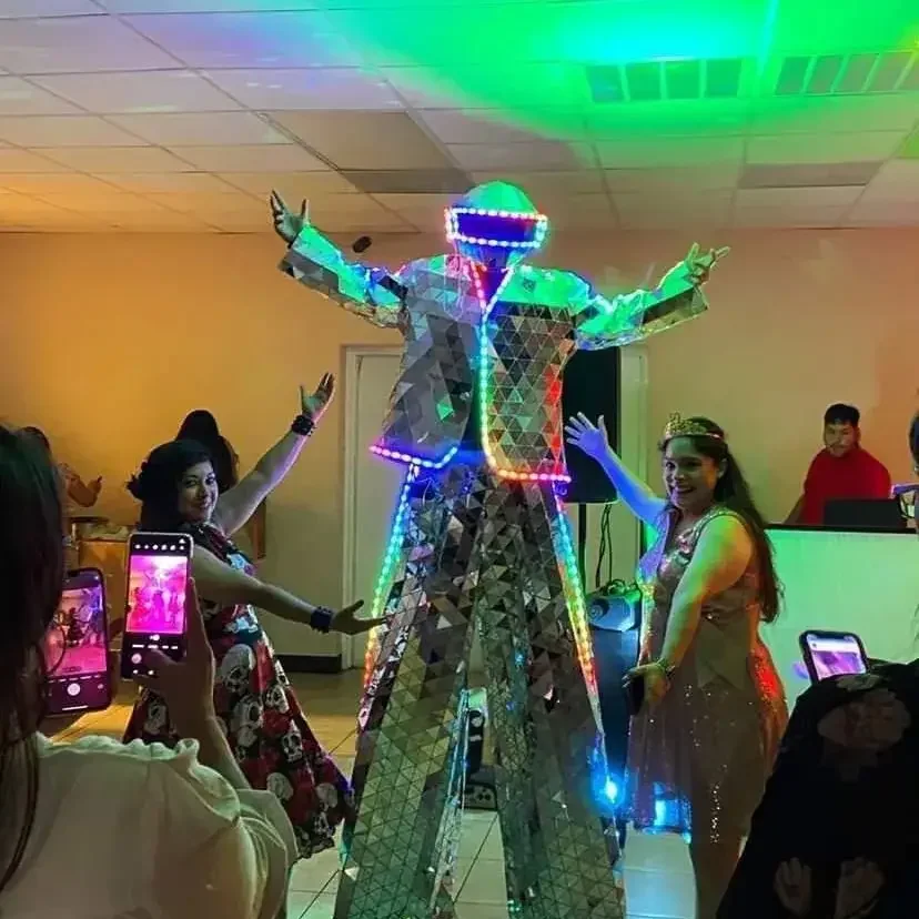 Светодиодные ходули, зеркальные костюмы, сшитые вручную мужские шоу-костюмы, сценическое платье, снежный новогодний костюм