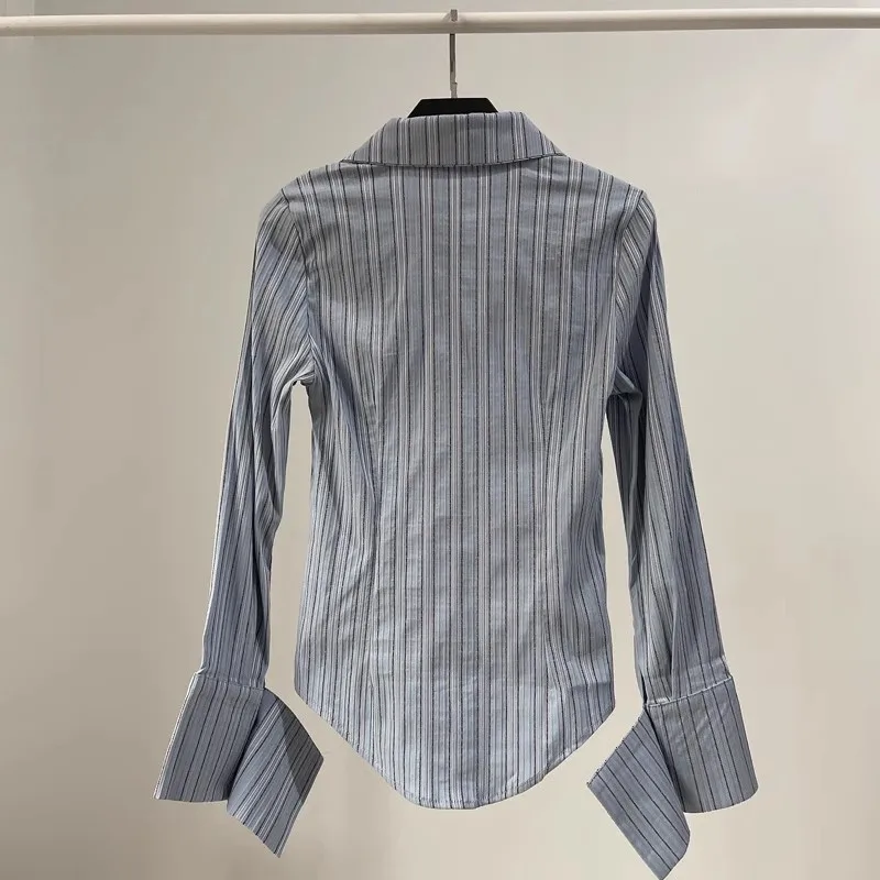 Fashion New Women Shirt Elegant Slim Single Breasted Long Sleeve Top Causal Retro Striped Shirt Chic Design Simple Shirt