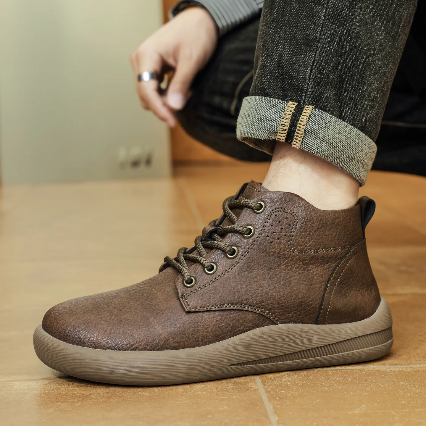 New Autumn Men's Casual Leather Shoes, Anti-slip Wear-resistant Soft Sole Work Shoes, Vintage Comfort Lace-up Mid-top Shoes