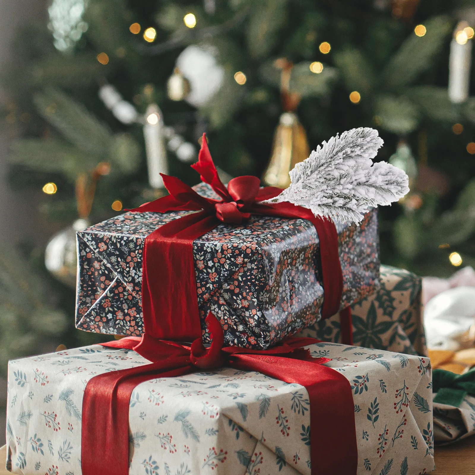 

3Pcs Artificial Cedar Branches Snowy White Coated for Winter Holiday Wedding Party Decor DIY Crafts Small Size