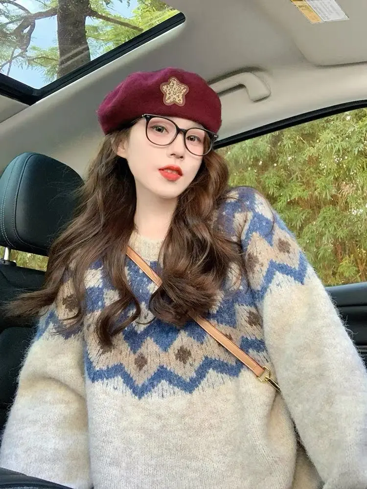 

Autumn and Winter Fashion New Women's Elegant Design Sweater Retro Fair Island Color Contrasting Loose Long Sleeve Hoodie