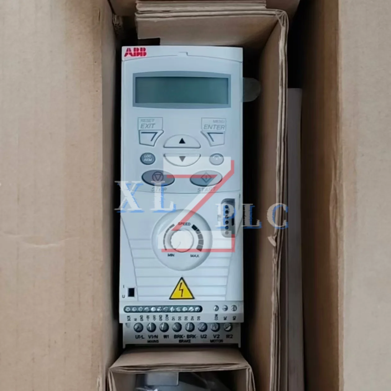 جديد في المخزون محول التردد ACS150-03E-03A3-4 ACS150-03E-04A1-4