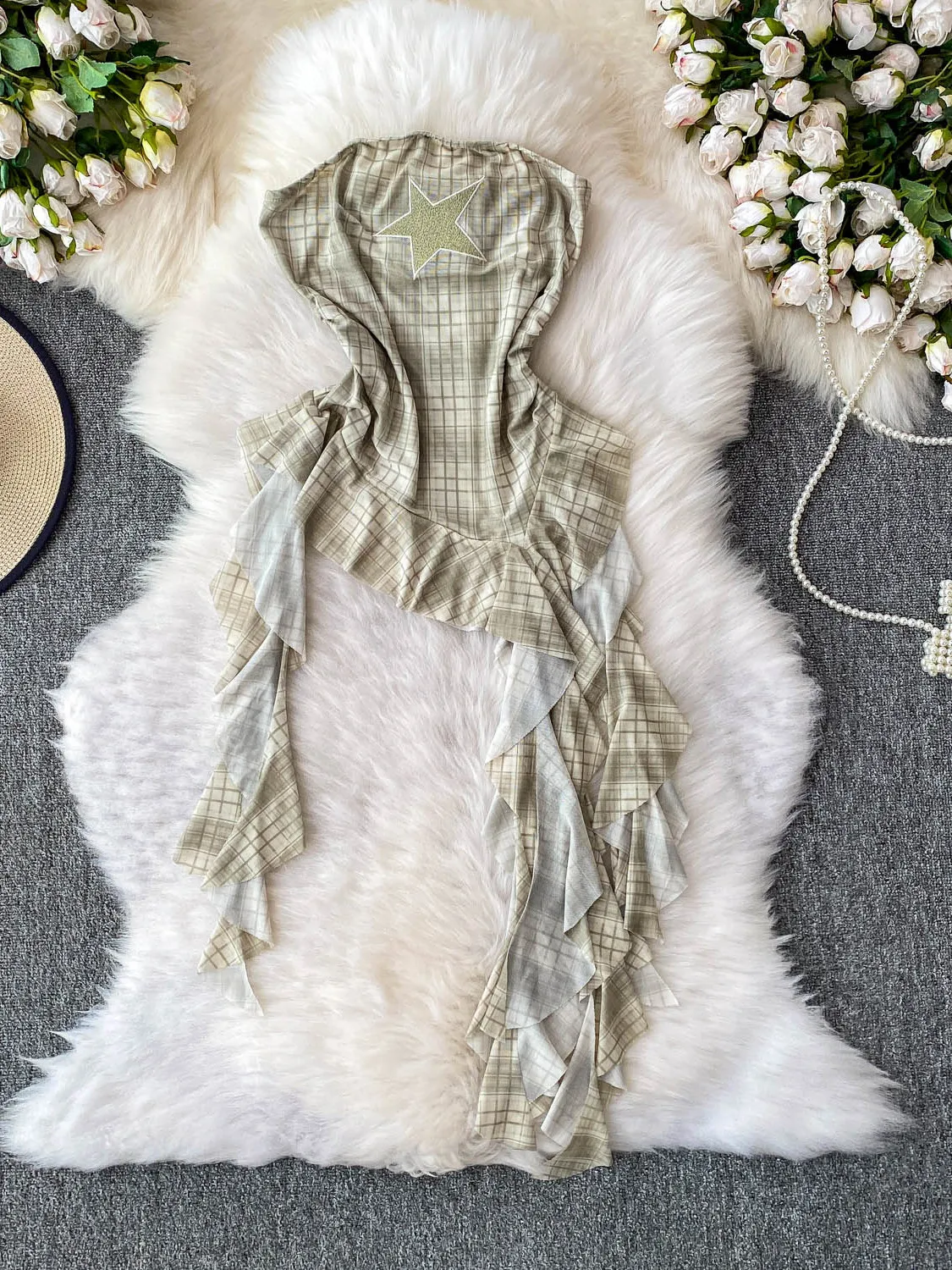 アメリカンスタイルの星柄プリントクロップトップ、レディーススリムフィットサマーアシンメトリープレイドベストデザインセンセーションストラップレスボディスーツ