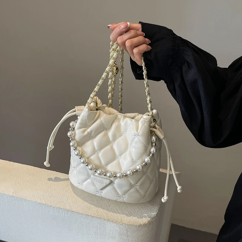 Bow Embroidery Shoulder Bucket Bags Classic Pearl Chains Handbags Diamond Latticebag Metal Ball Shoulder Strap Women Trend 2024