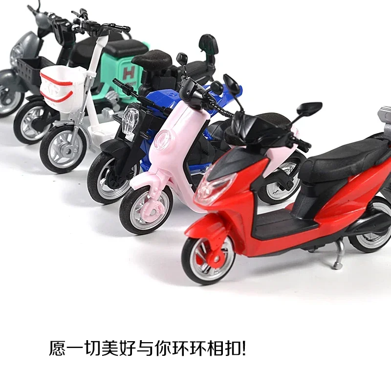 4D Assembled 1/24 Classic Electric Vehicle Plastic Model 6 DIY Decorative Ornaments Motorcycle Model Toys