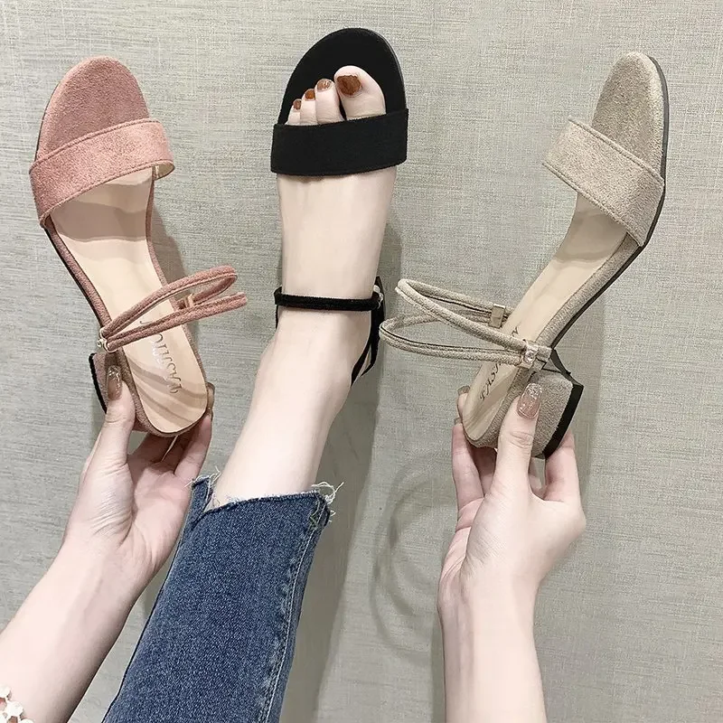 

Новые женские сандалии, шлепанцы на массивном каблуке, летние сандалии, элегантная обувь, женские тапочки, большие размеры 34–42, модные летние женские сандалии