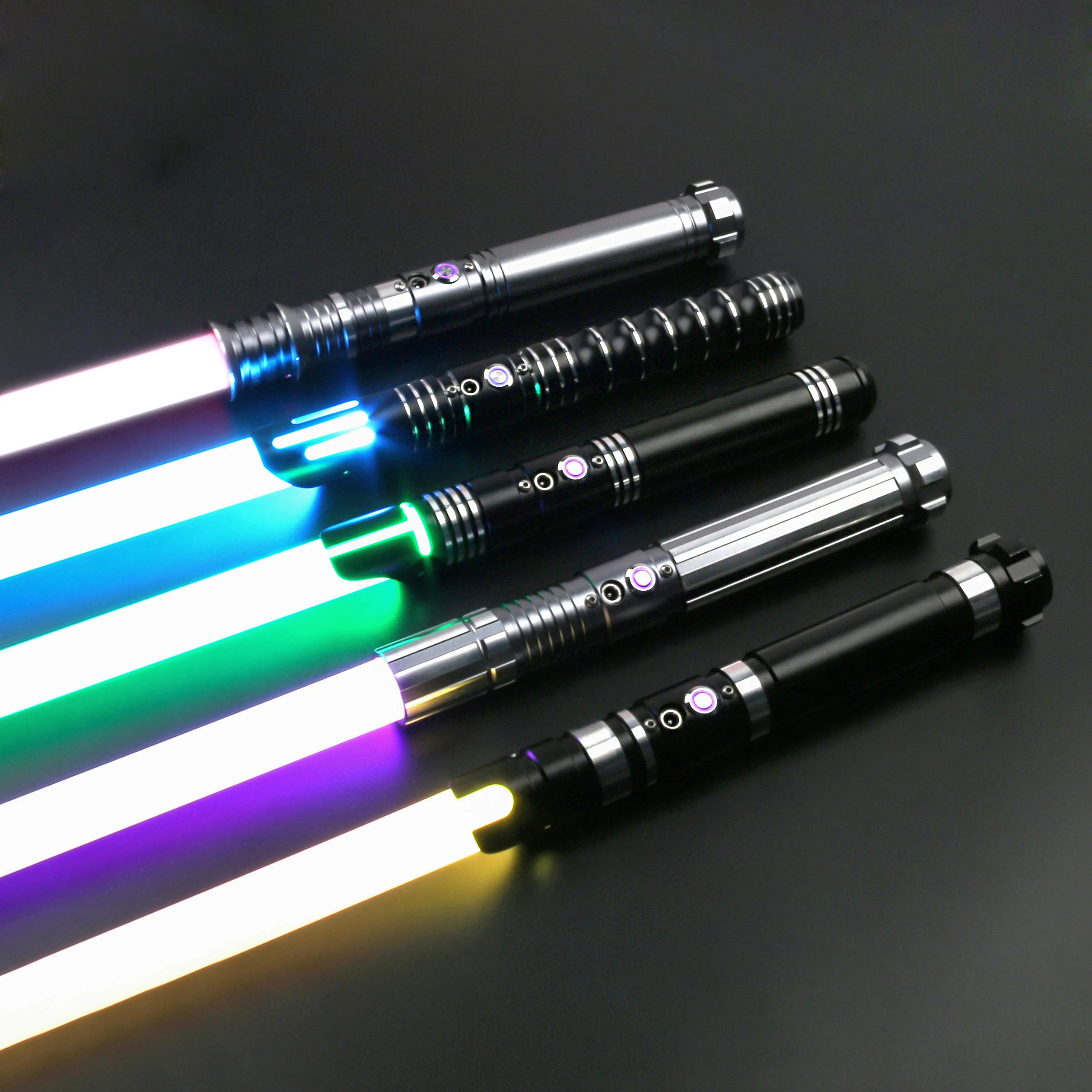 ホットrgb金属ライトセーバーレーザー剣のおもちゃライトサーベルエスパーダbrinquedosセイバー · デ · ルスjuguetes kpop lightstick zabawki oyuncak