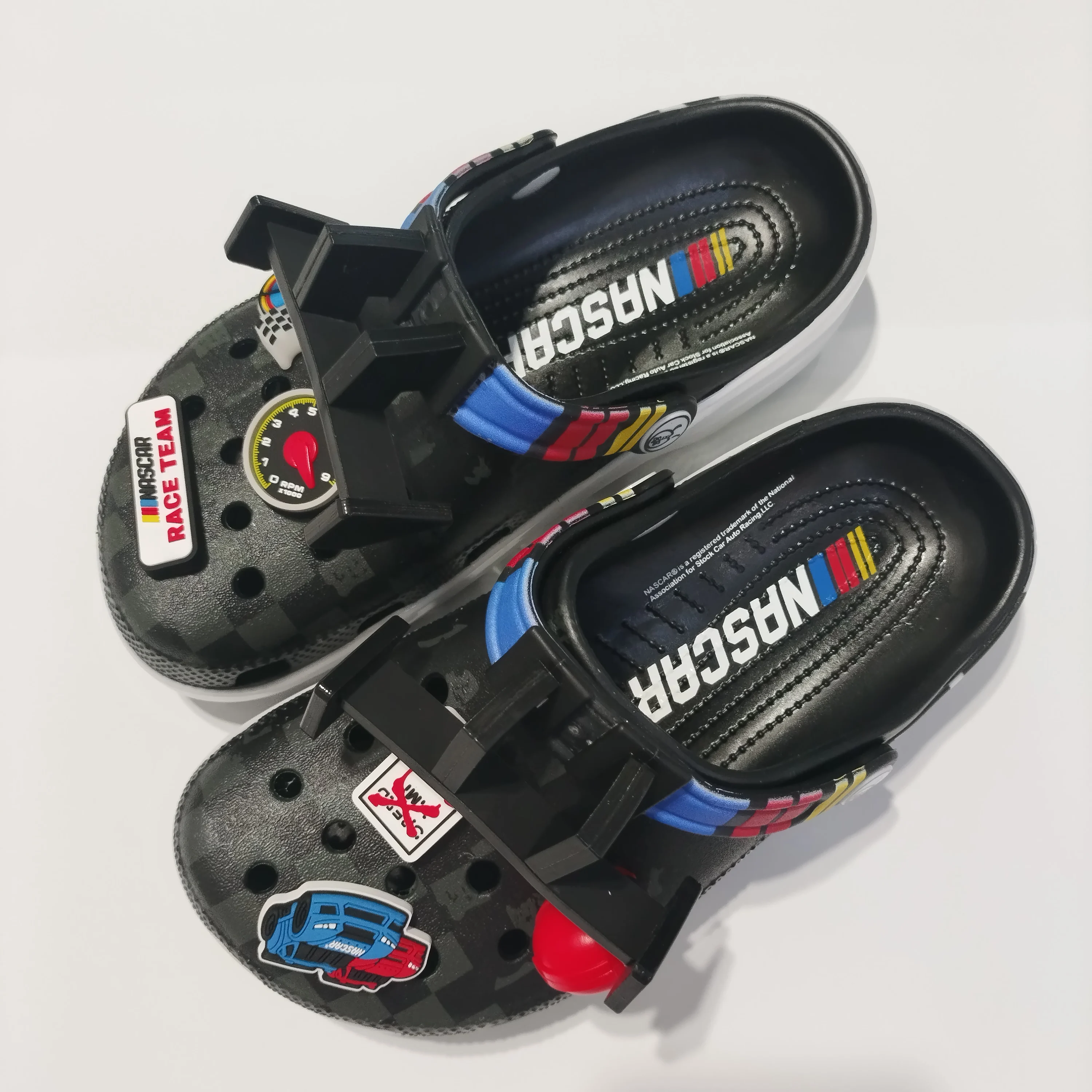 

Новые летние гоночные туфли в форме пещеры, повседневные уличные мужские и женские тапочки, уличные нескользящие дышащие сандалии, подарки